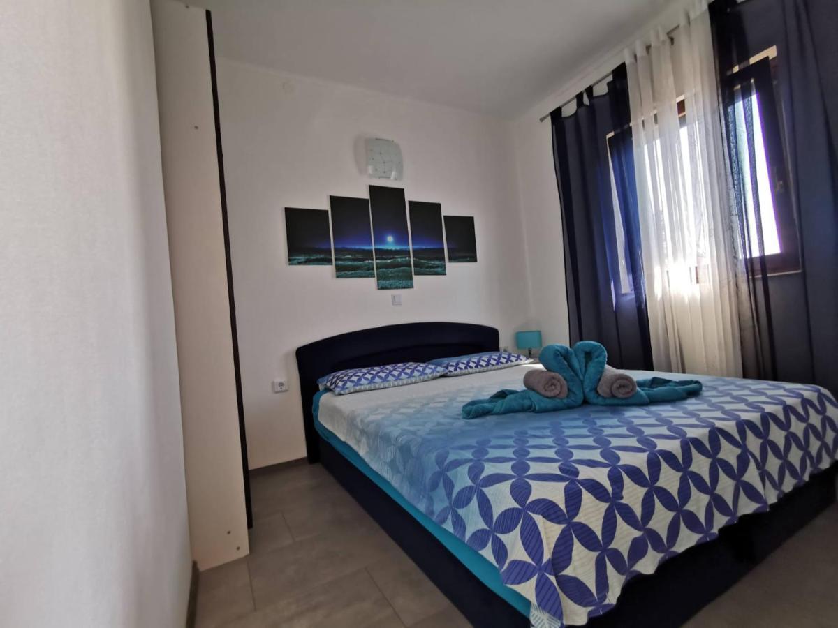Apartmani Tajana Sukosan Bagian luar foto