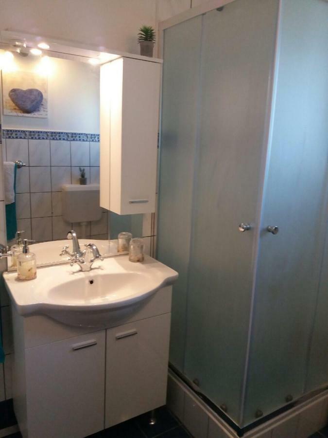 Apartmani Tajana Sukosan Bagian luar foto