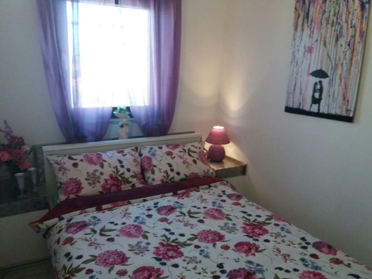 Apartmani Tajana Sukosan Bagian luar foto